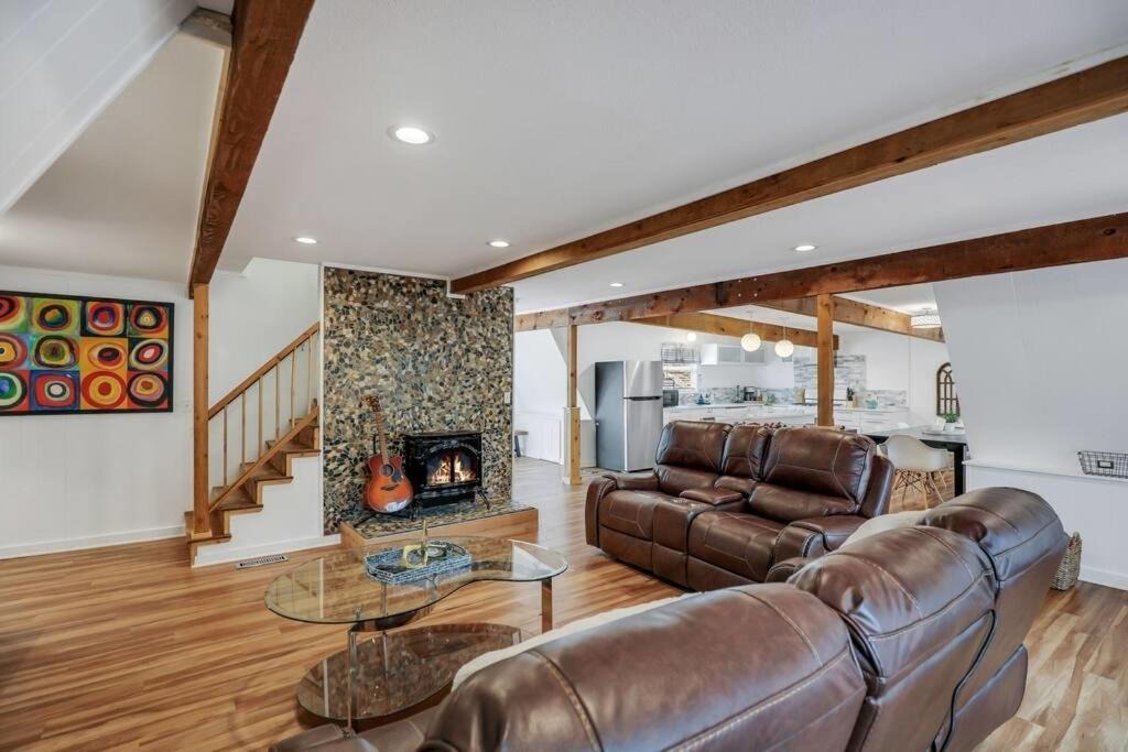 Photo of Livingroom in Pottsboro