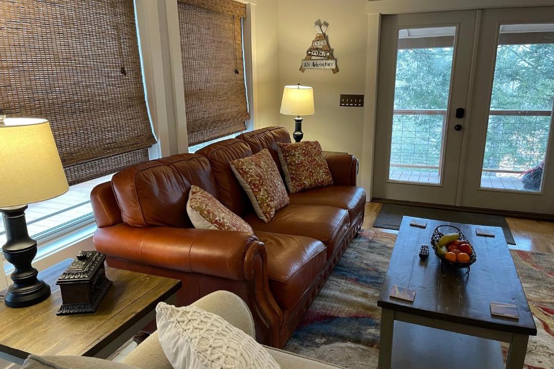 Photo of Livingroom in Flat Top