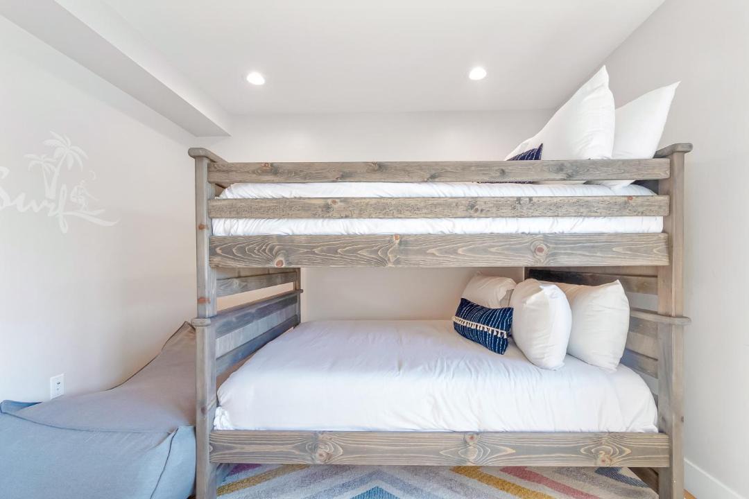 Photo of Bedroom in North Pacific Beach