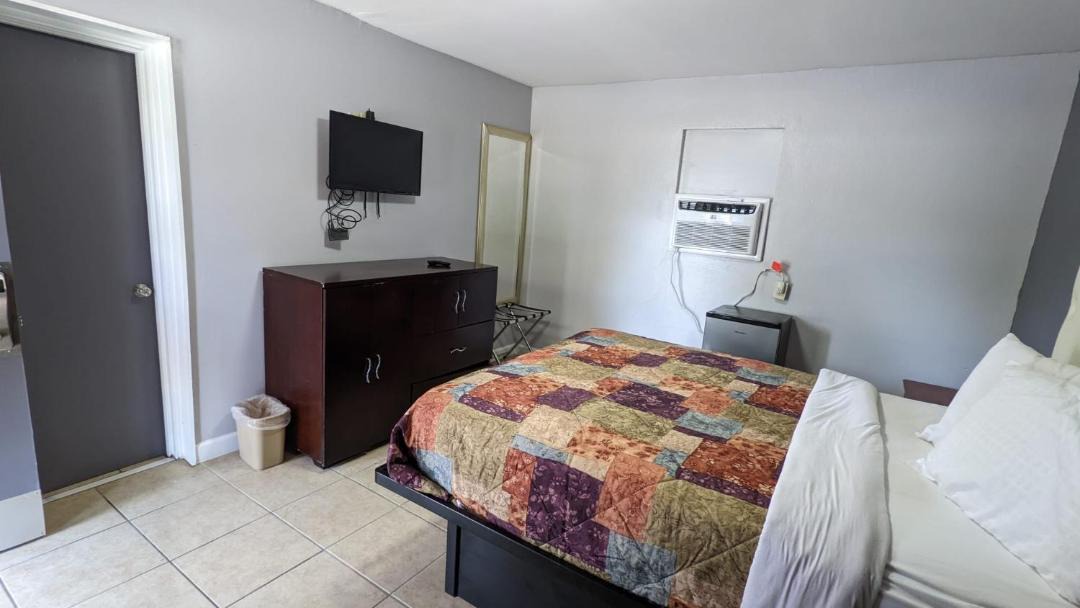 Photo of Bedroom in Toccoa
