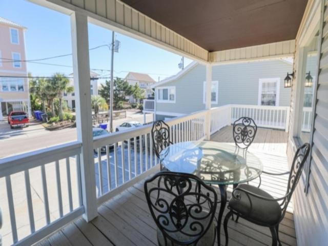 Photo of Patio Balcony in Carolina Beach