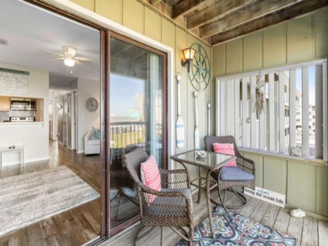 Photo of Livingroom in Carolina Beach