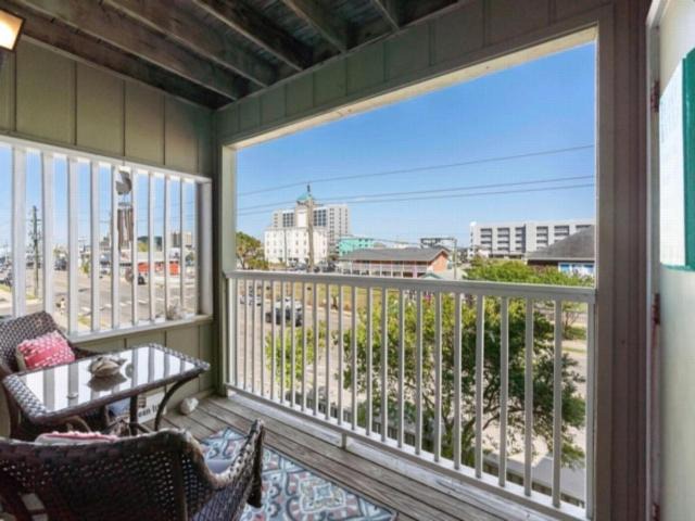 Photo of Patio Balcony in Carolina Beach
