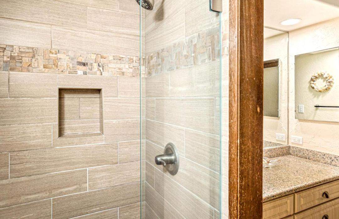 Photo of Bathroom in Napili