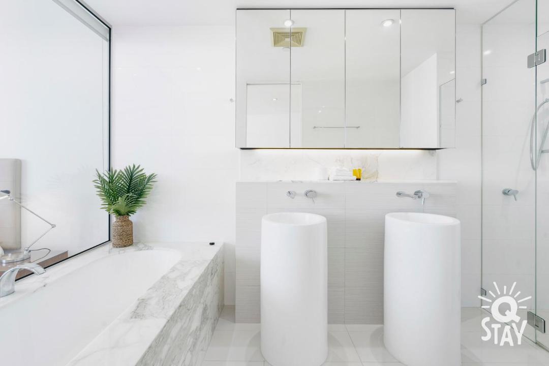 Photo of Bathroom in Broadbeach