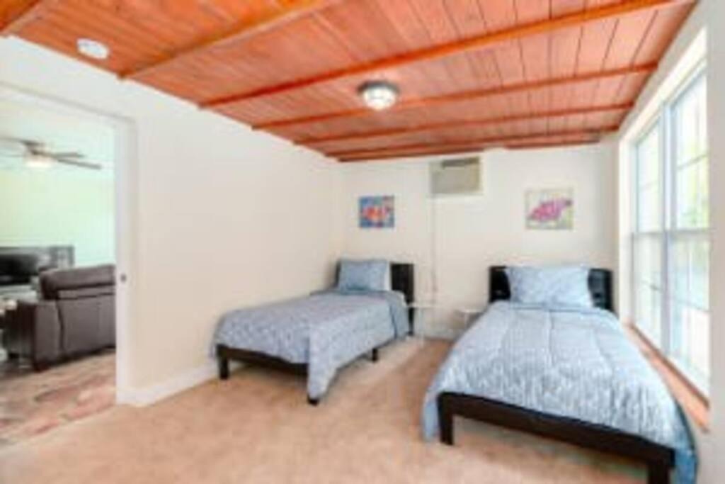 Photo of Bedroom in Bearss Plaza