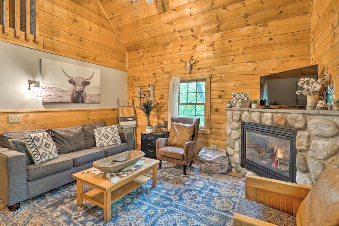 Photo of Livingroom in Oceana County
