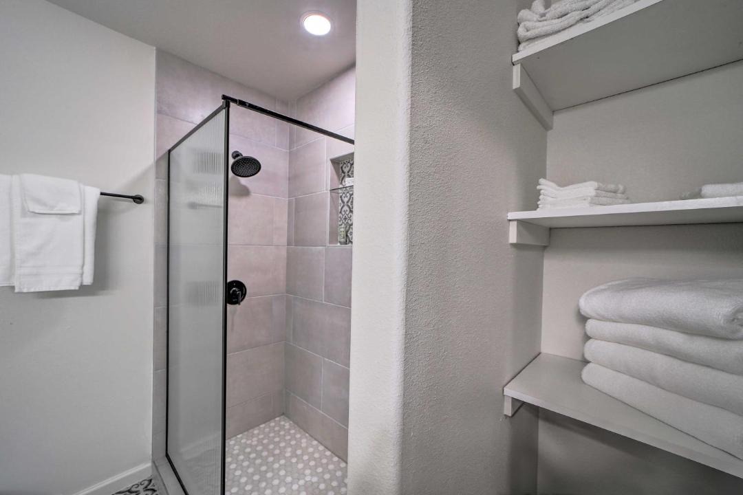Photo of Bathroom in Florence Park