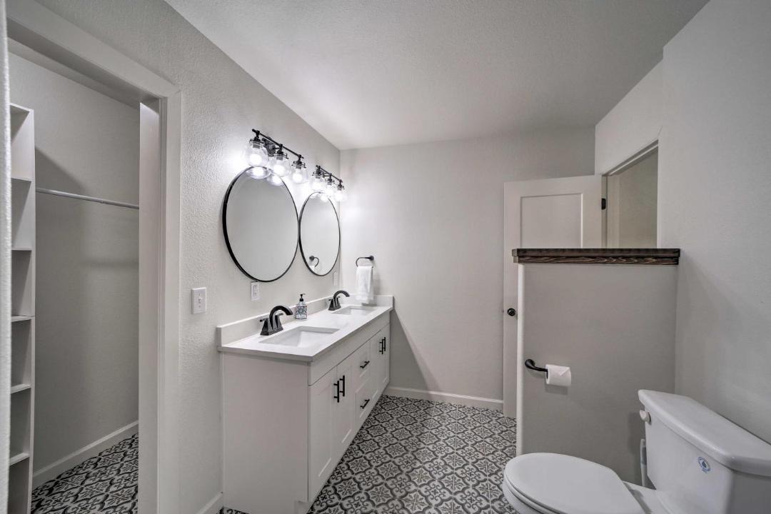 Photo of Bathroom in Florence Park