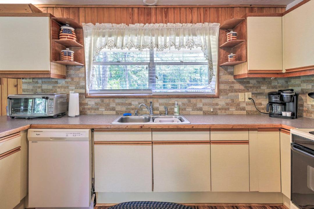 Photo of Kitchen in Bell