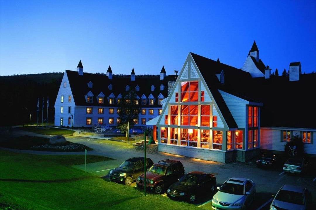 Photo of Buildings in Mont-Albert