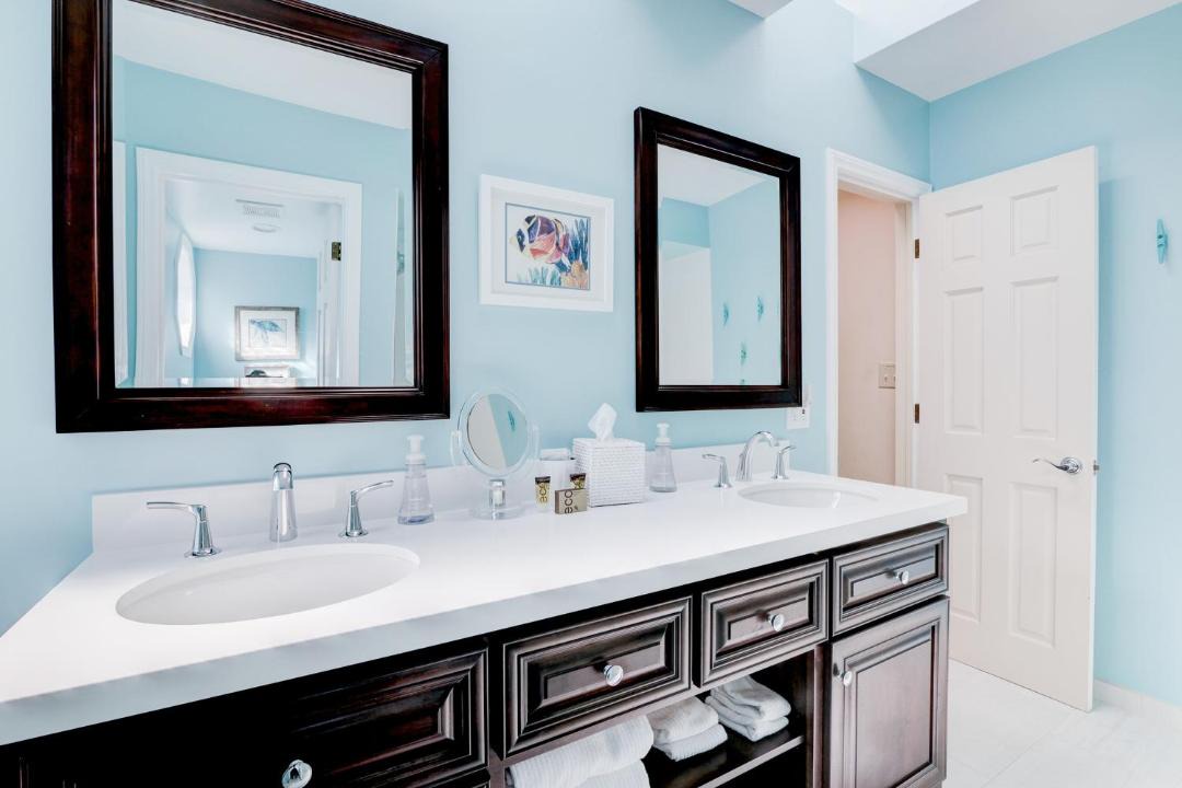 Photo of Bathroom in Sunset Beach