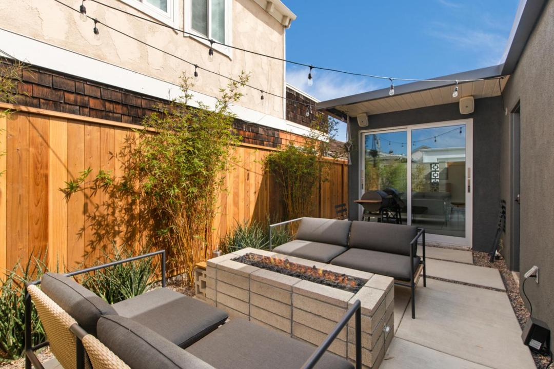 Photo of Patio Balcony in Newport Shores