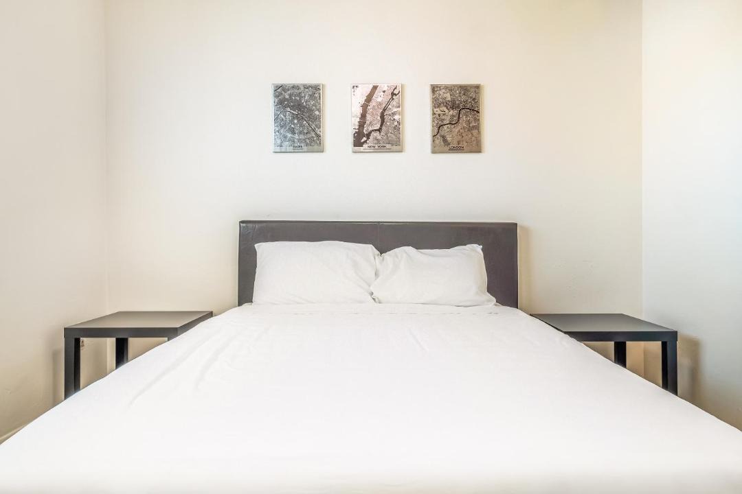 Photo of Bedroom in Pacific Beach