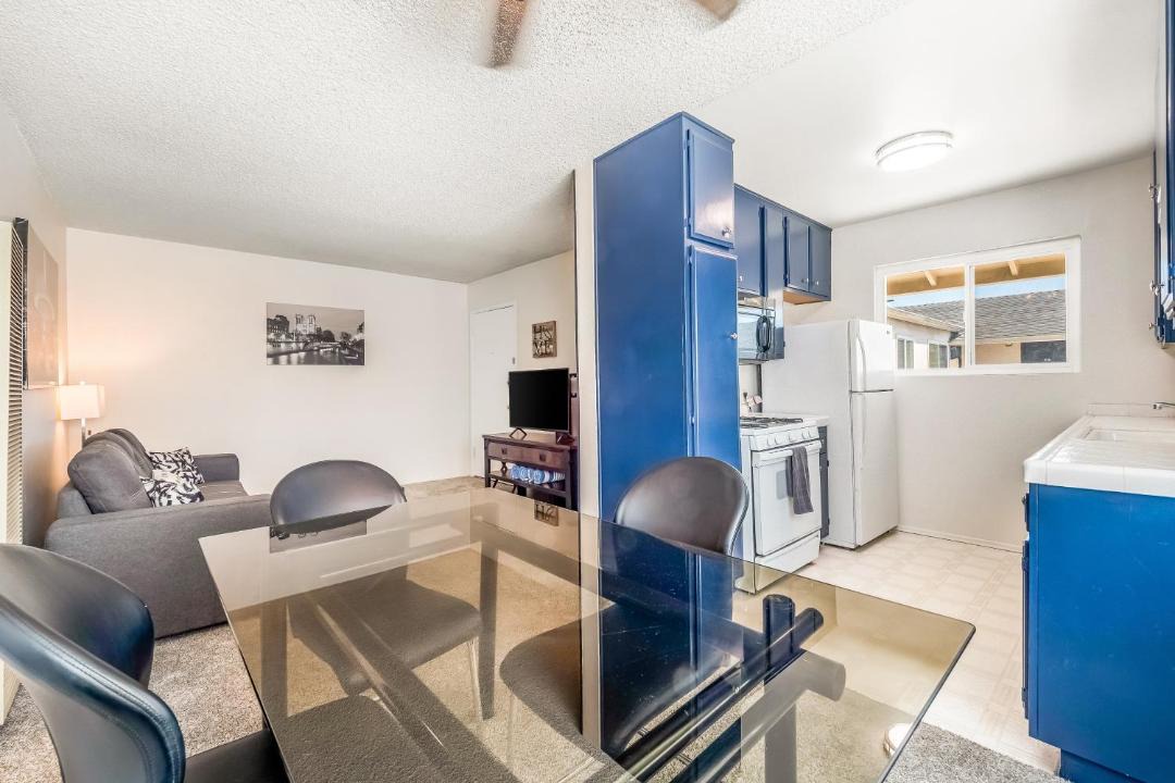 Photo of Livingroom in Pacific Beach