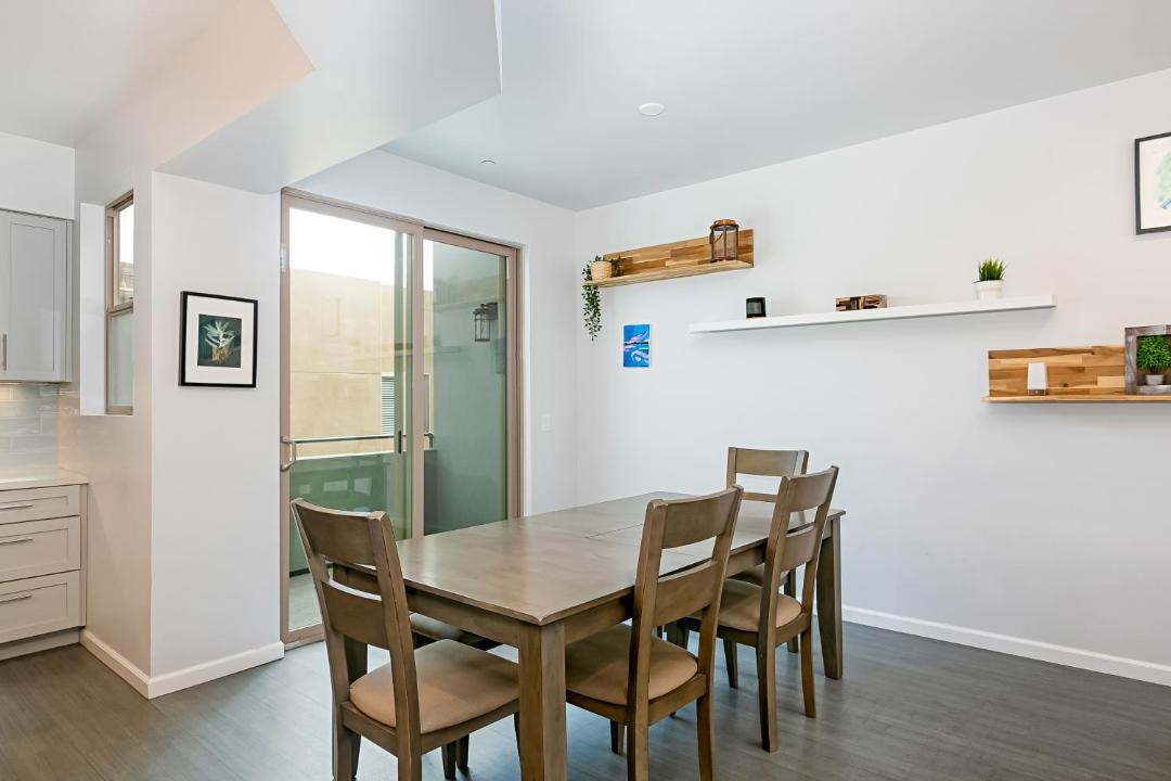 Photo of Livingroom in Crown Point