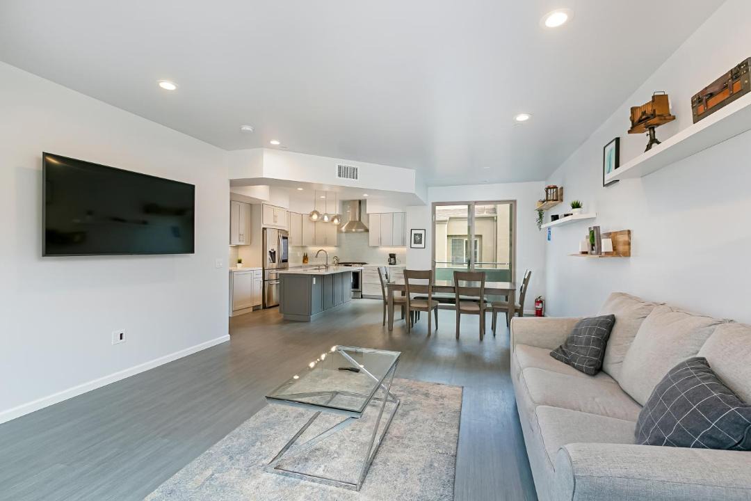Photo of Livingroom in Crown Point