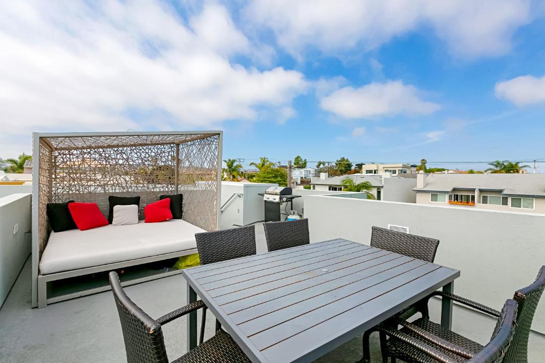 Photo of Patio Balcony in Crown Point