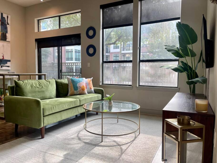 Photo of Livingroom in Montrose