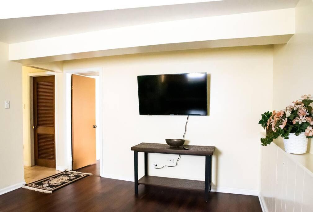 Photo of Livingroom in Hazel Crest