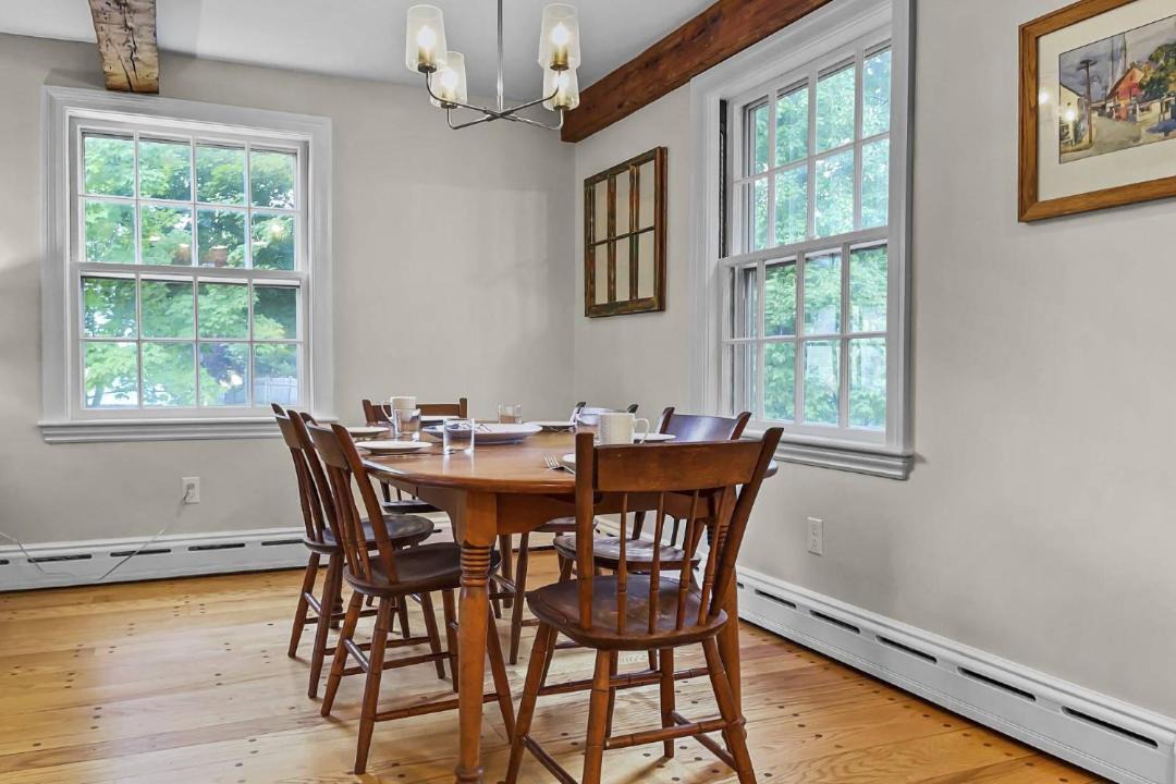 Photo of Livingroom in Marblehead