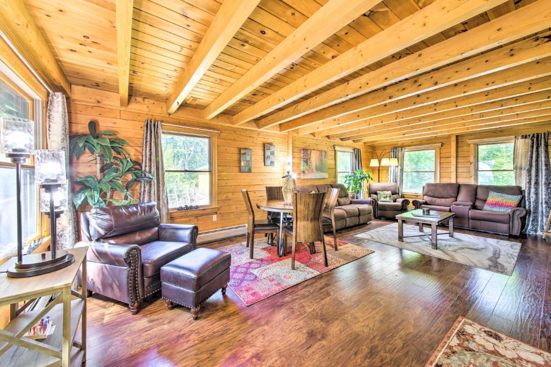 Photo of Livingroom in Gouldsboro