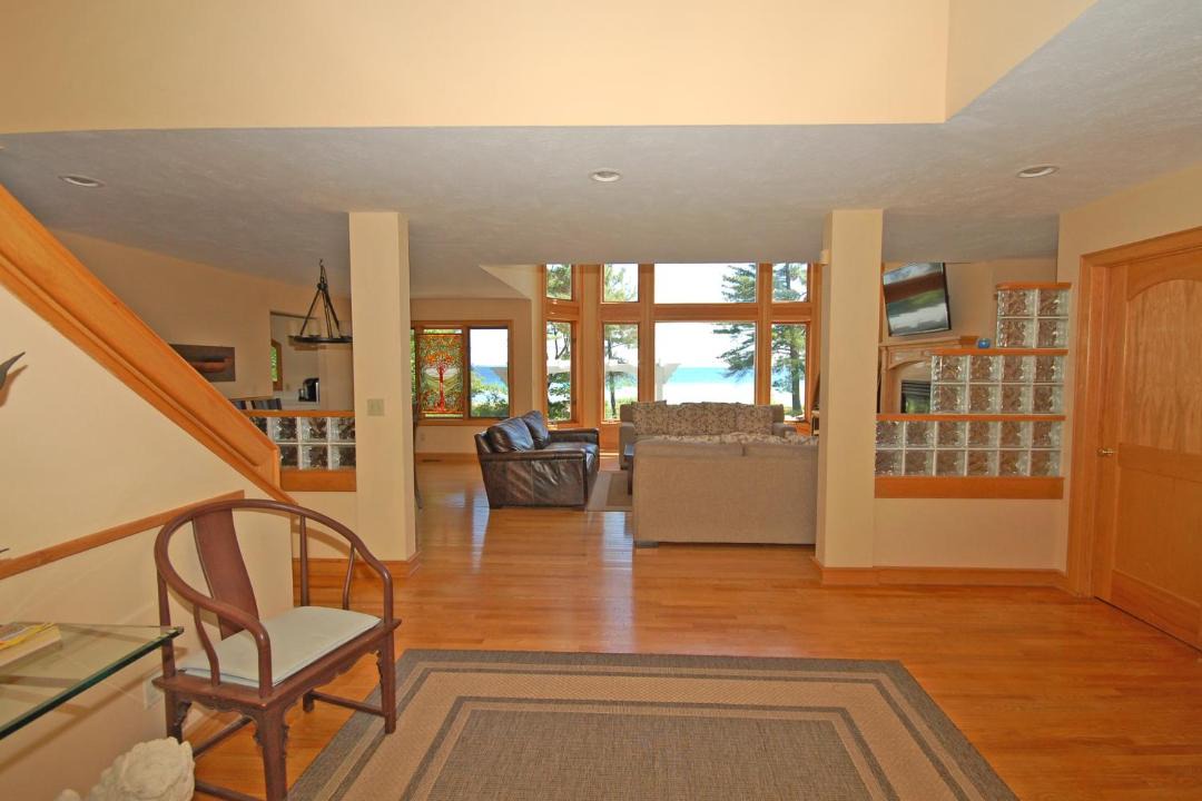 Photo of Livingroom in Northport