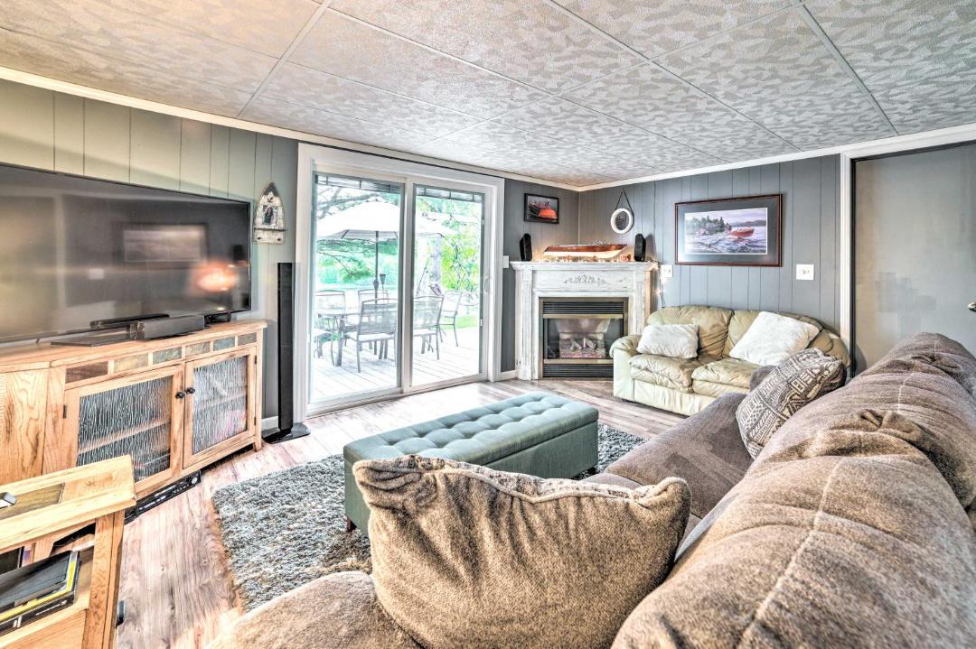 Photo of Livingroom in Cheboygan