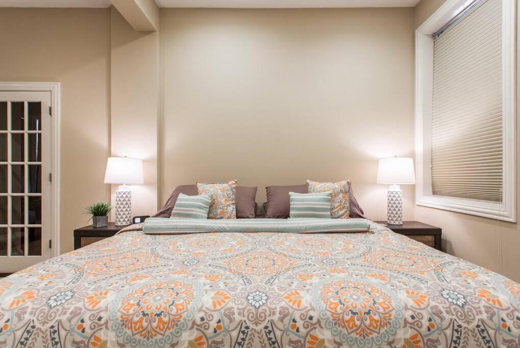 Photo of Bedroom in Wrigleyville
