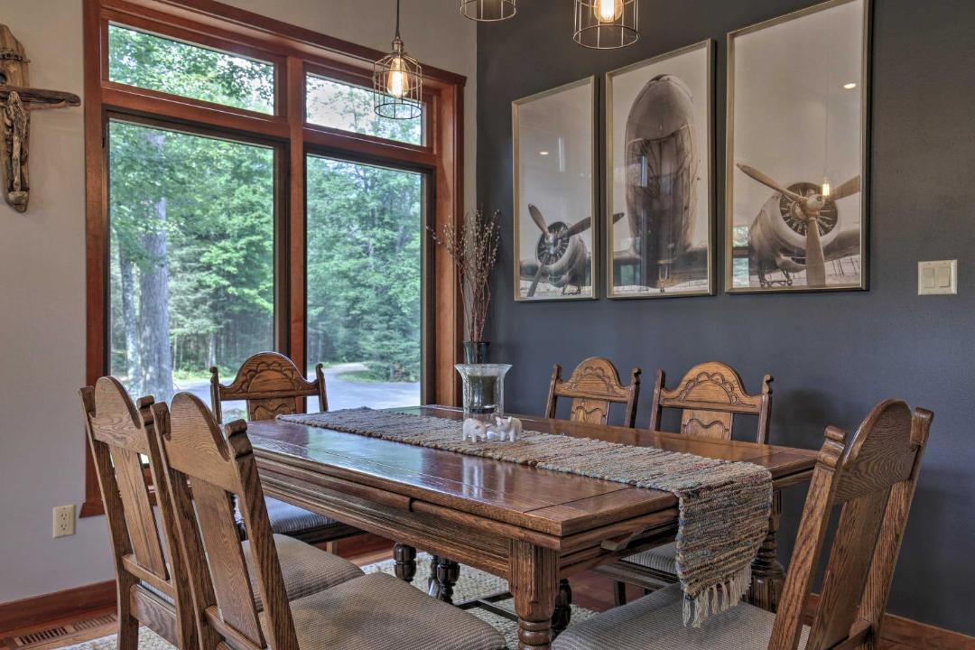 Photo of Livingroom in Eagle River