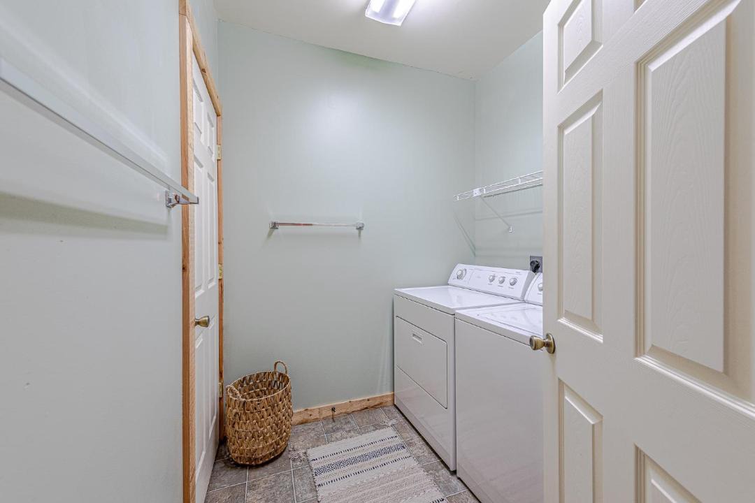 Photo of Bathroom in Seven Devils