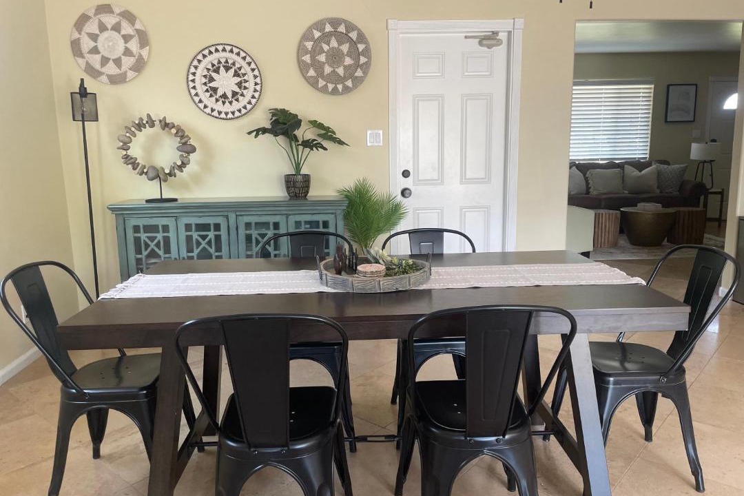 Photo of Livingroom in Papago Parkway