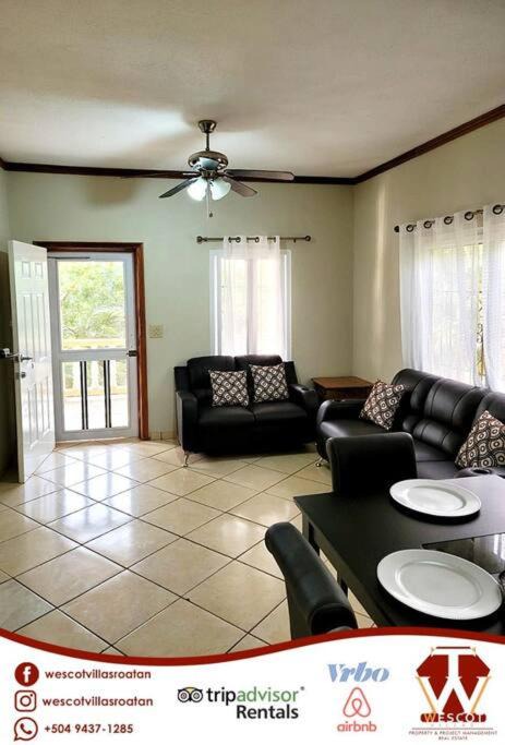 Photo of Livingroom in Gibson Bight
