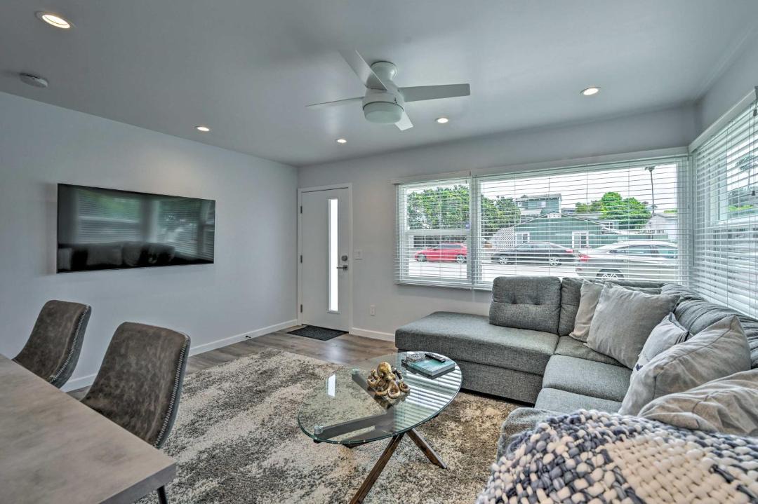 Photo of Livingroom in Roseville - Fleet Ridge