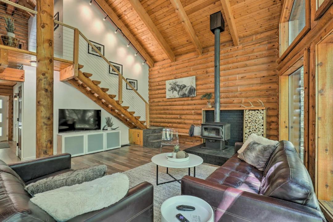 Photo of Livingroom in Snowbird