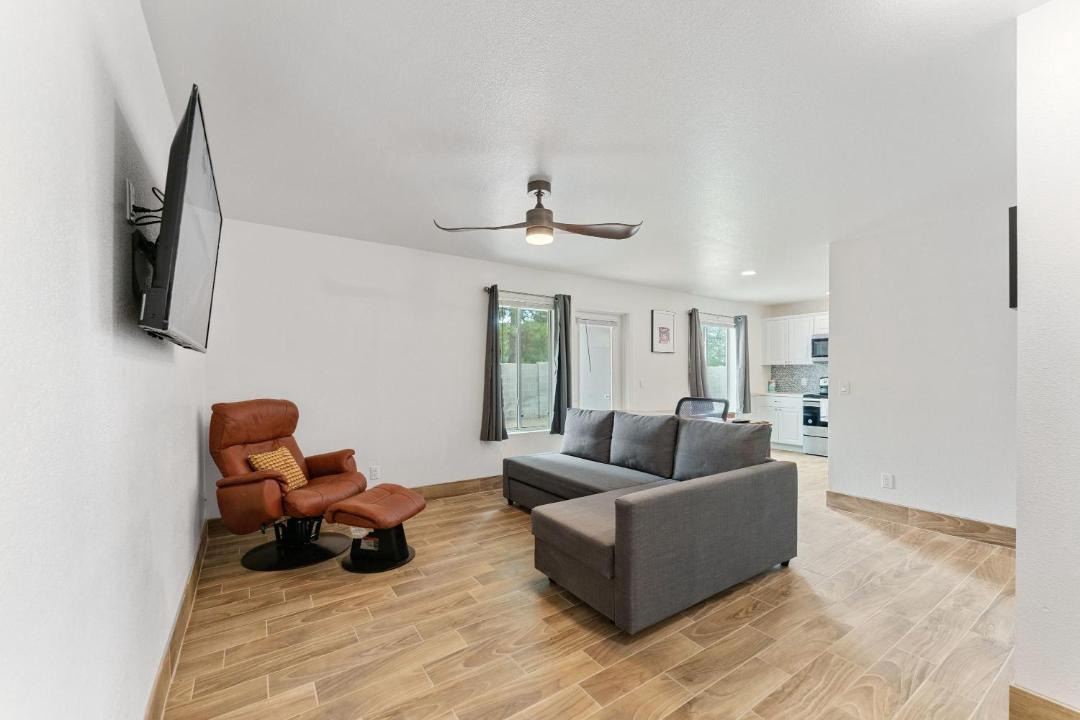 Photo of Livingroom in Coolidge