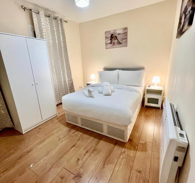 Photo of Bedroom in Merton