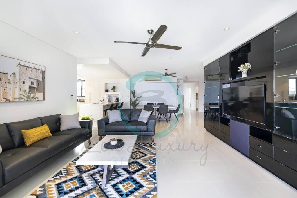 Photo of Livingroom in Darwin City Centre