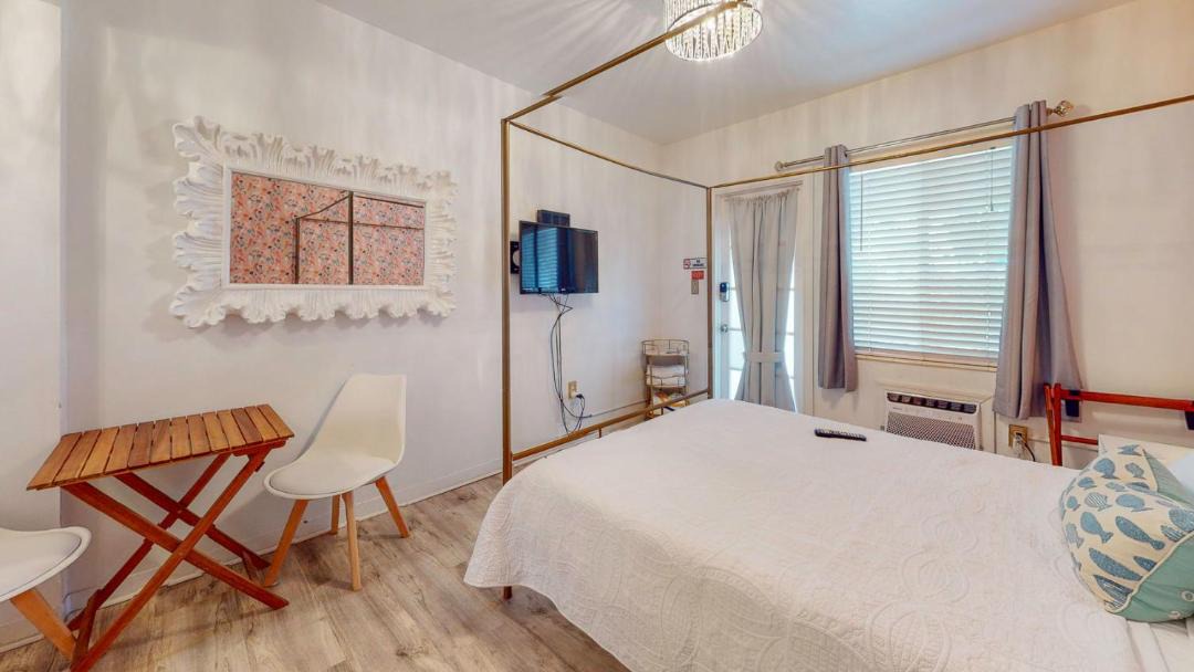 Photo of Bedroom in Treasure Island