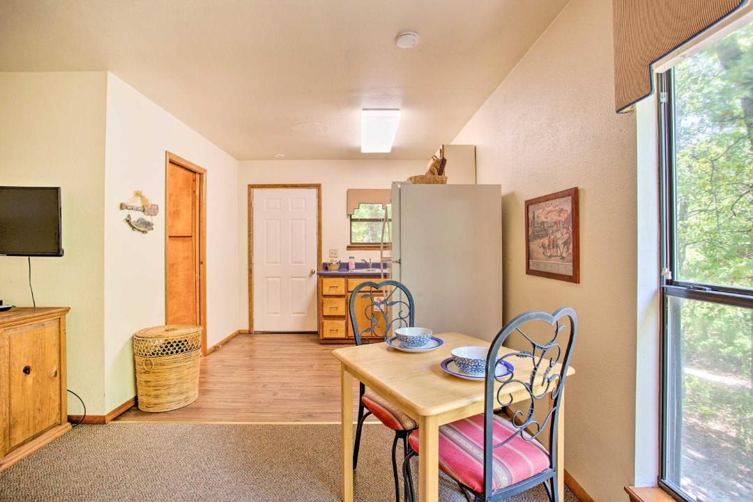 Photo of Livingroom in Davis