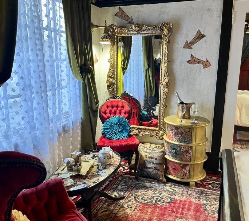 Photo of Livingroom in Poverty Ridge