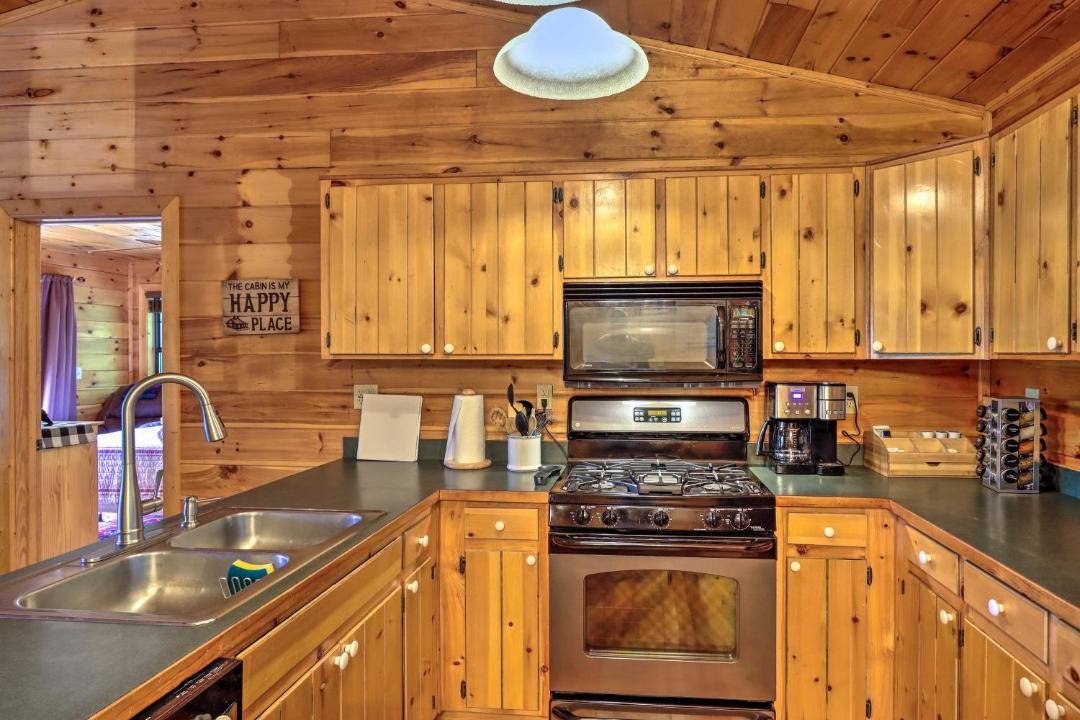Photo of Kitchen in Hidden Lake