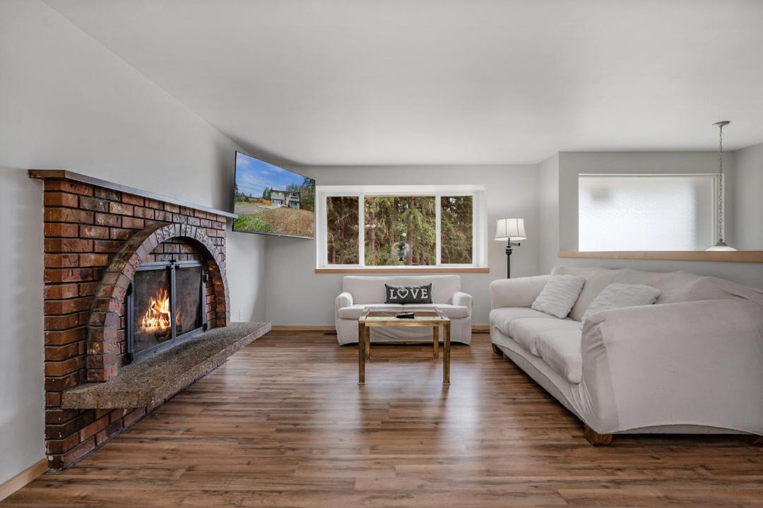 Photo of Livingroom in Silver Lake
