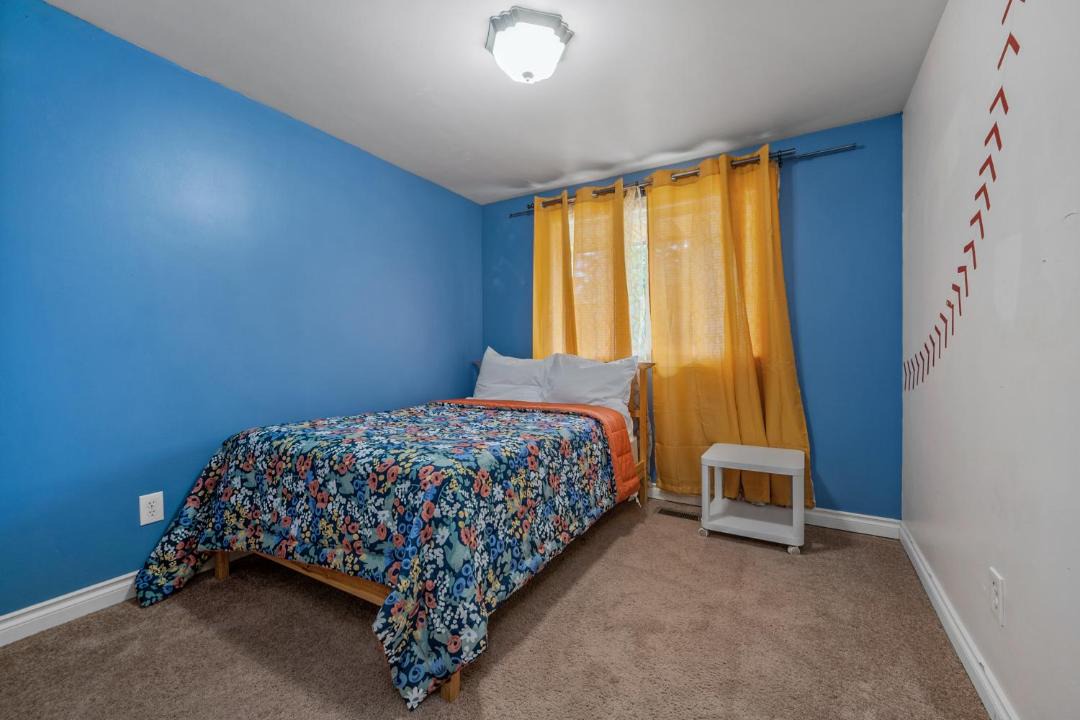 Photo of Bedroom in Silver Lake