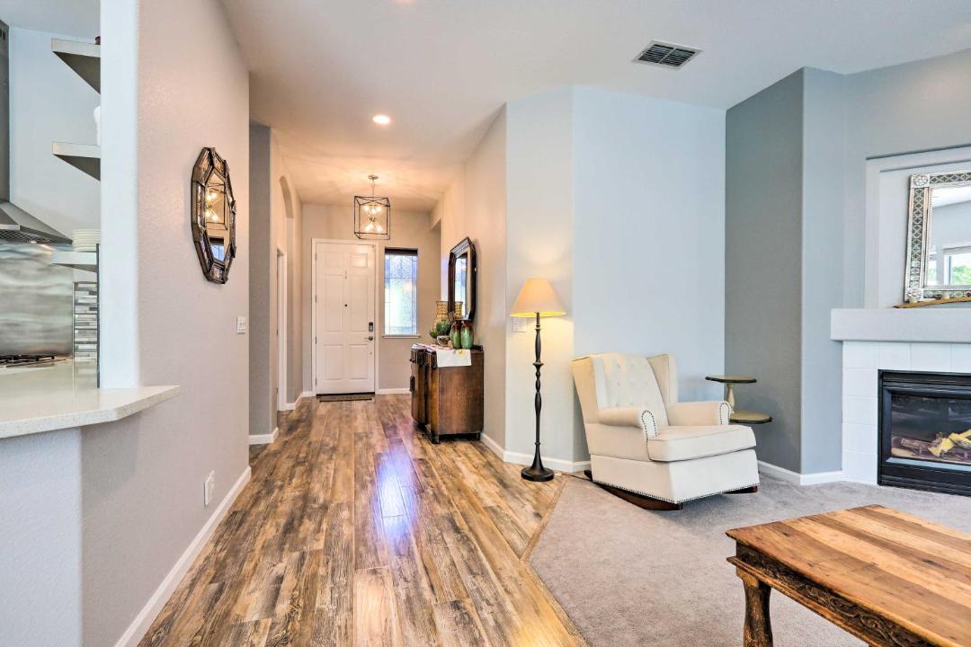 Photo of Livingroom in Folsom