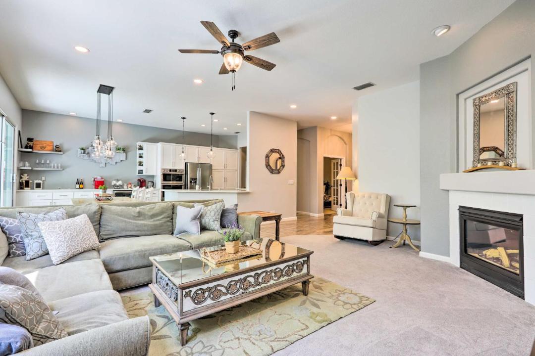 Photo of Livingroom in Folsom