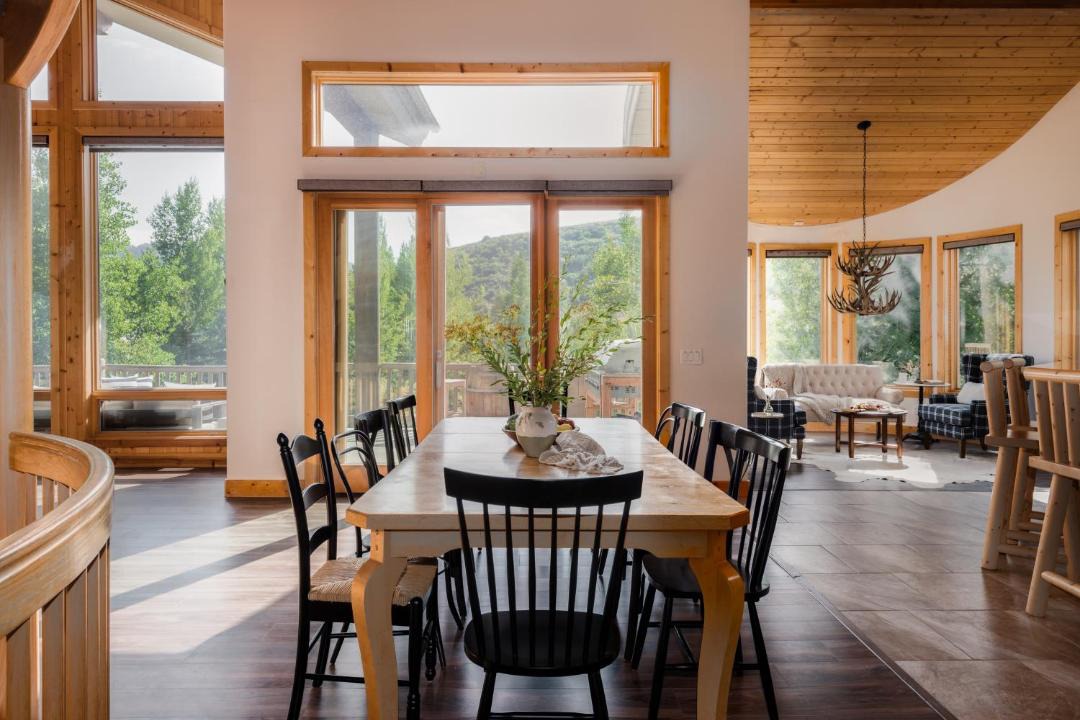 Photo of Livingroom in Deer Valley