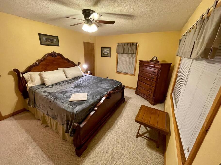 Photo of Bedroom in Robbinsville