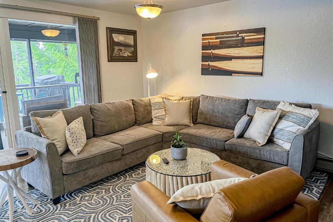 Photo of Livingroom in Shelton