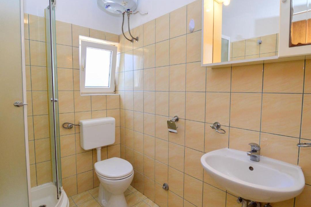 Photo of Bathroom in Cove Basina (Jelsa)